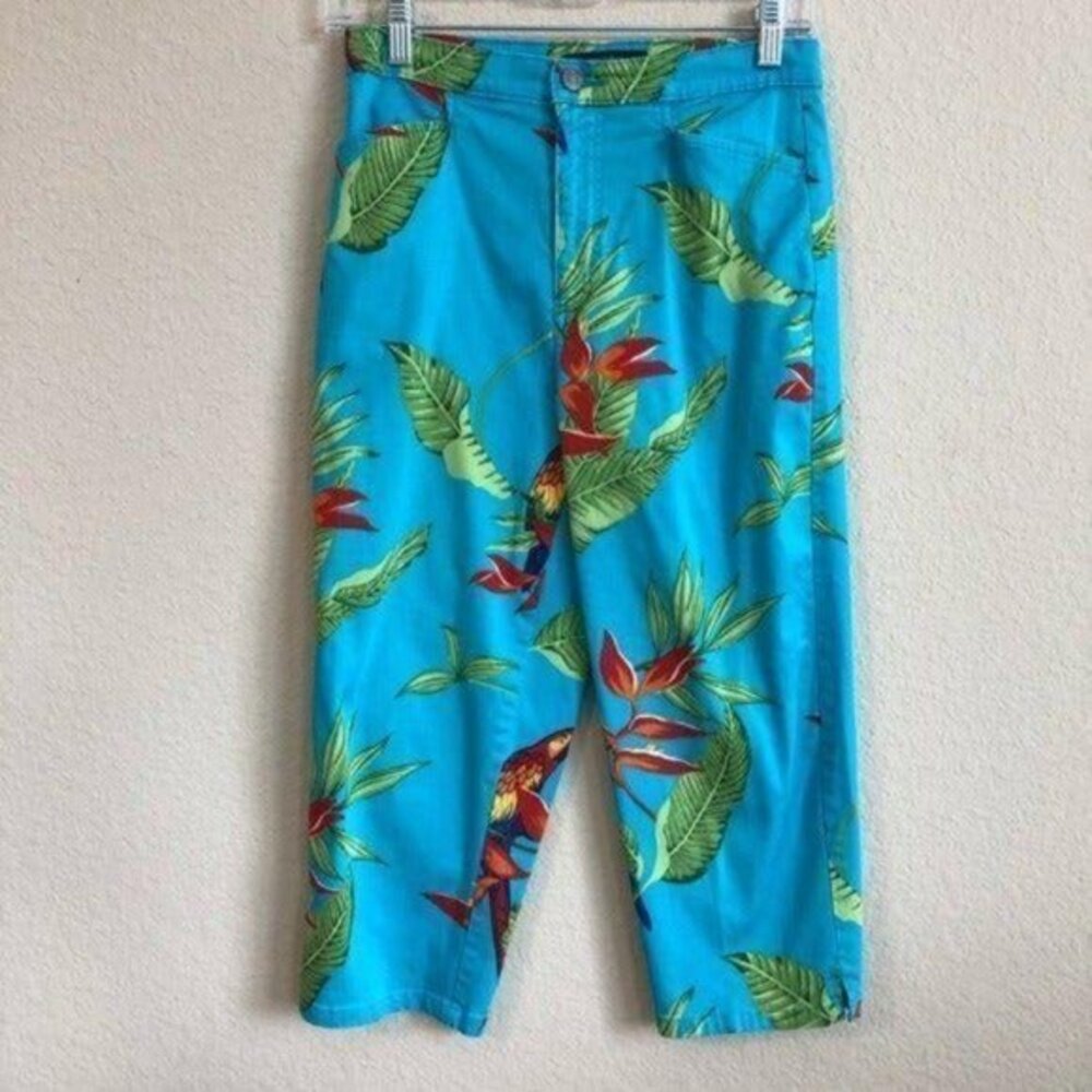 Bill Blass Pants Petite Tropical Print Capri Pants